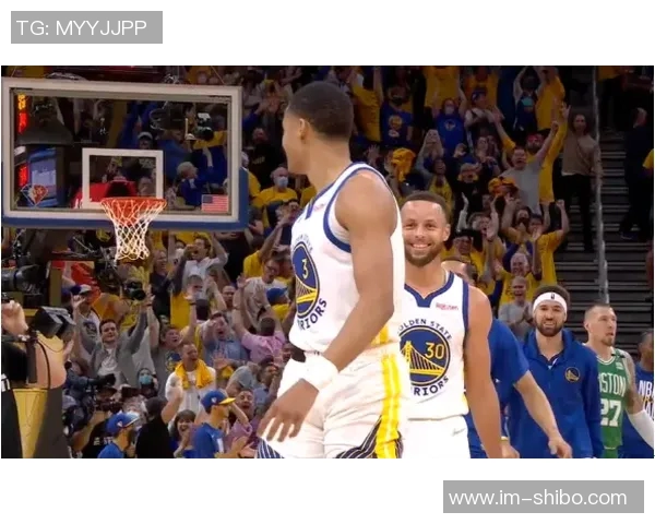 维金斯盛赞阿德巴约与韦尔篮板统治力场上表现令人印象深刻